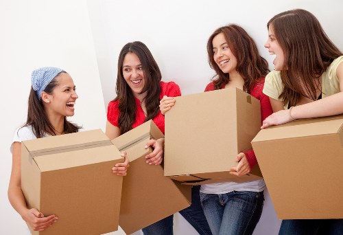 Furniture transport service for residential and commercial customers in Todenmark